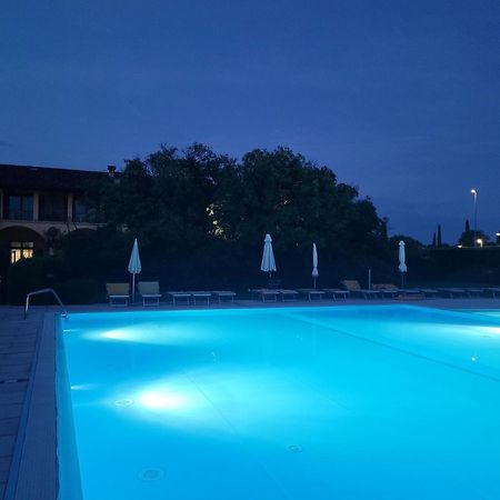 דירות ריבולטלה Dolce Blu Sirmione מראה חיצוני תמונה